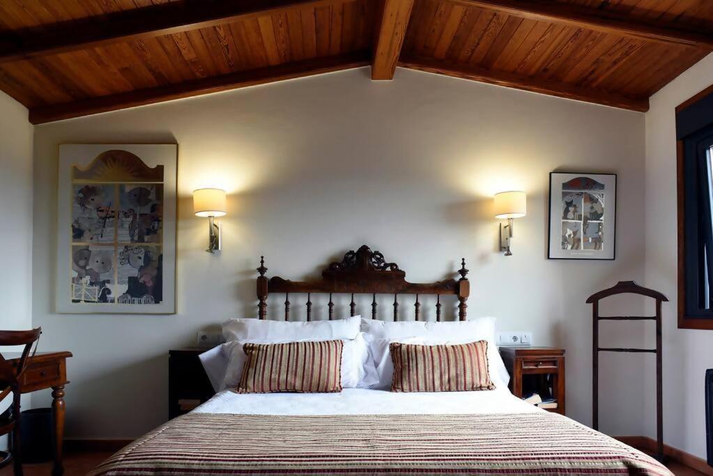 בית הארחה סנטיאגו דה קומפוסטלה 	Casa De Afora Casa Con Piscina Y Jacuzzi Privados מראה חיצוני תמונה