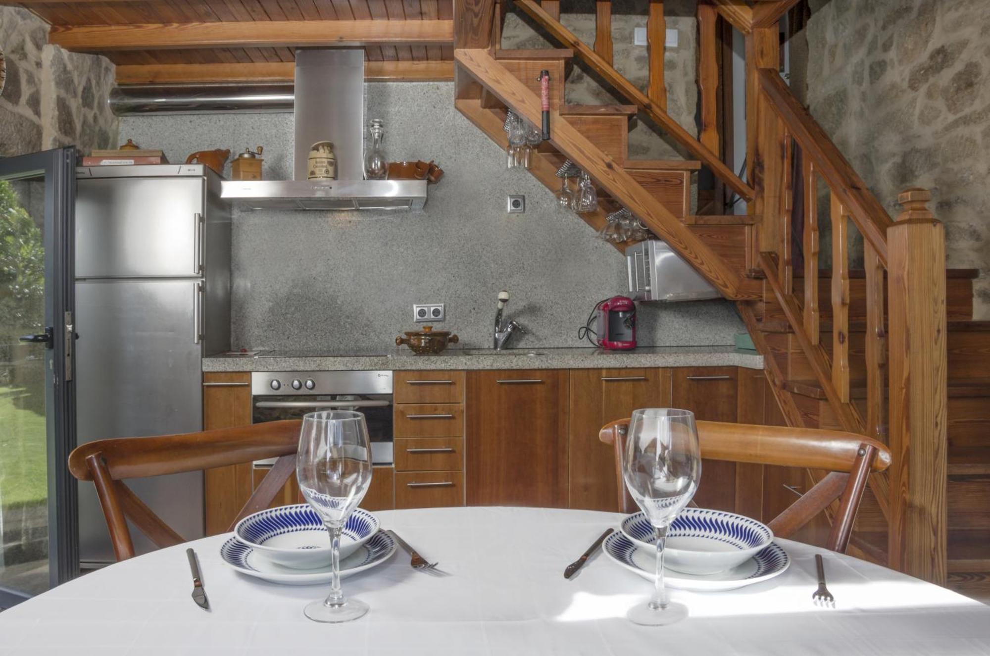 בית הארחה סנטיאגו דה קומפוסטלה 	Casa De Afora Casa Con Piscina Y Jacuzzi Privados מראה חיצוני תמונה